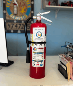 Extinguidor 4.5 Kilos